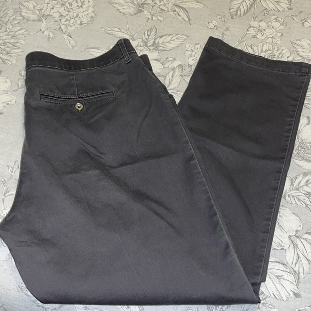 Lee straight leg regular fit mid rise gray pants